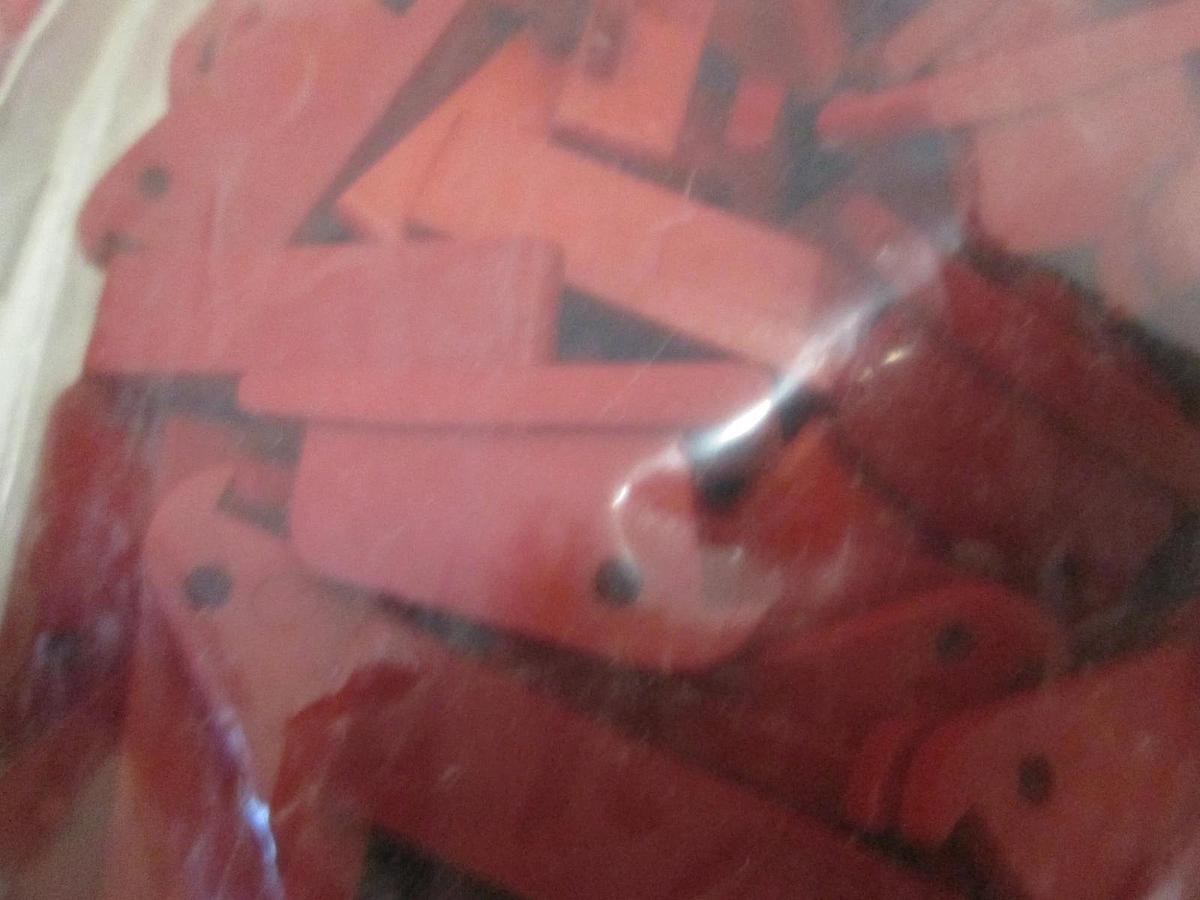 BIVAR, LP-36 RED, LOCKING CARD EJECTOR, New, Lot of 400