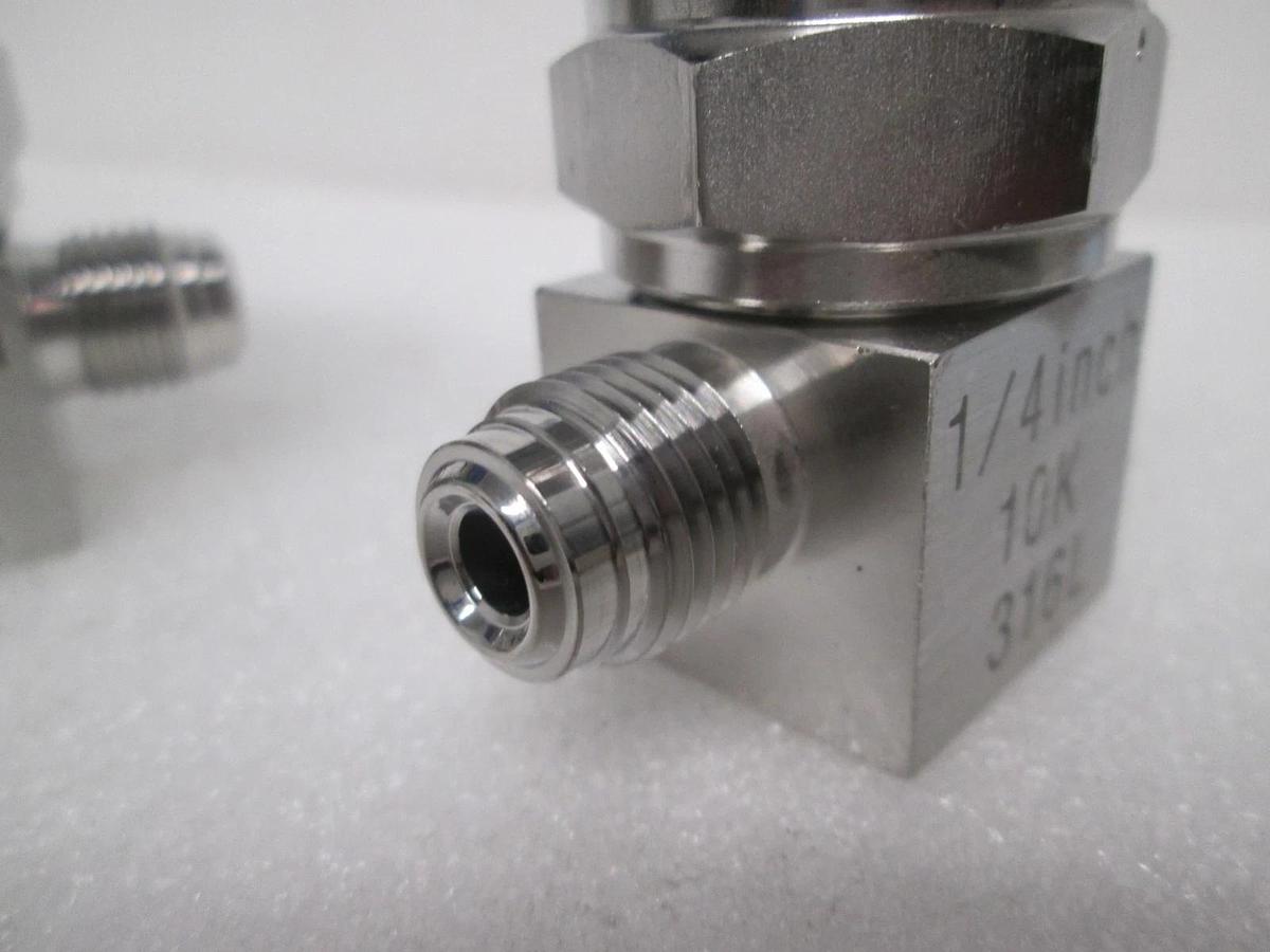 Used Nippon Sanso, 10K 316L SCG, 1/4" Valve, Used, Lot of 2