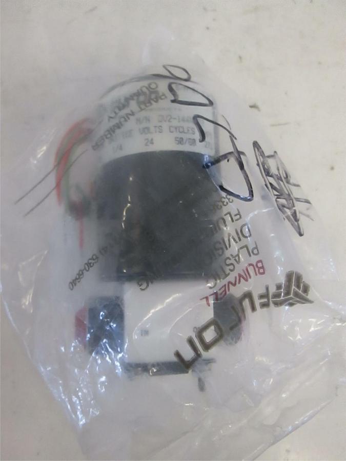 Furon, Solenoid Valve, DV2-144NCD2, New