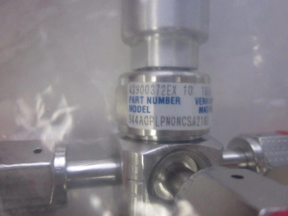 Used WJ Parker Veriflo 944AOPLPNONC4218EX, Double Actuator, 3 Way Diaphragm Valve