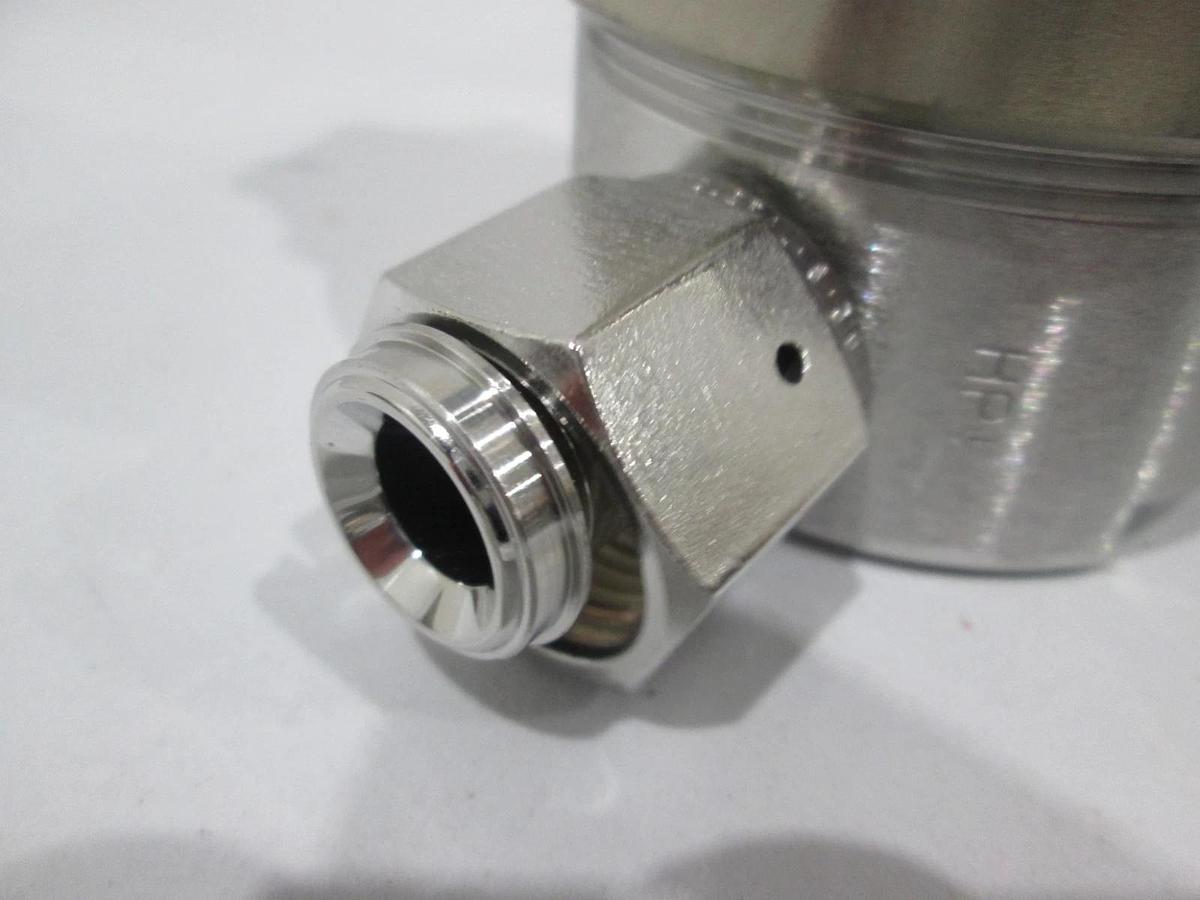 Used Veriflo, Gas Regulator SQ420E502PFS8FM, 1/2" MVCR and FVCR Connectors, Used