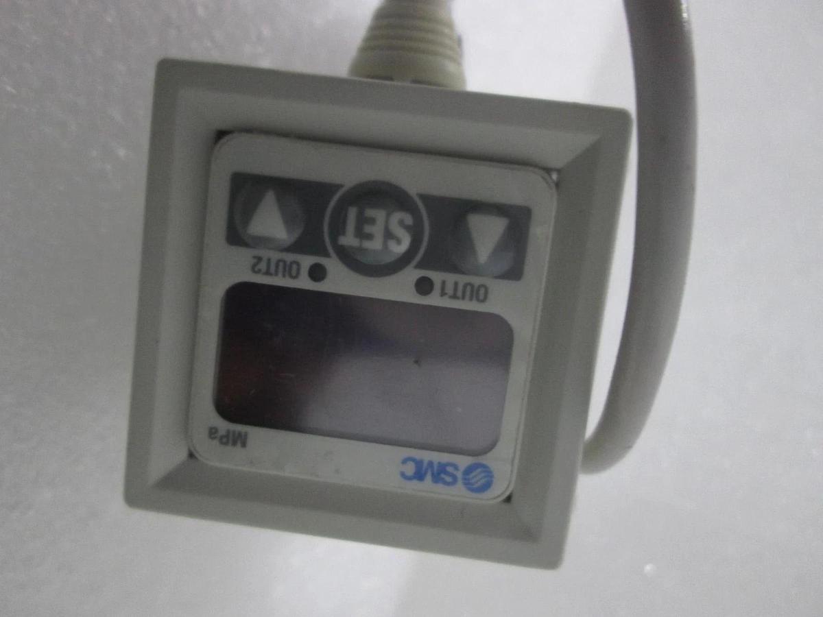 SMC, ISE40-T1-22L, Pressure Sensor, .100-1.000MPa, New