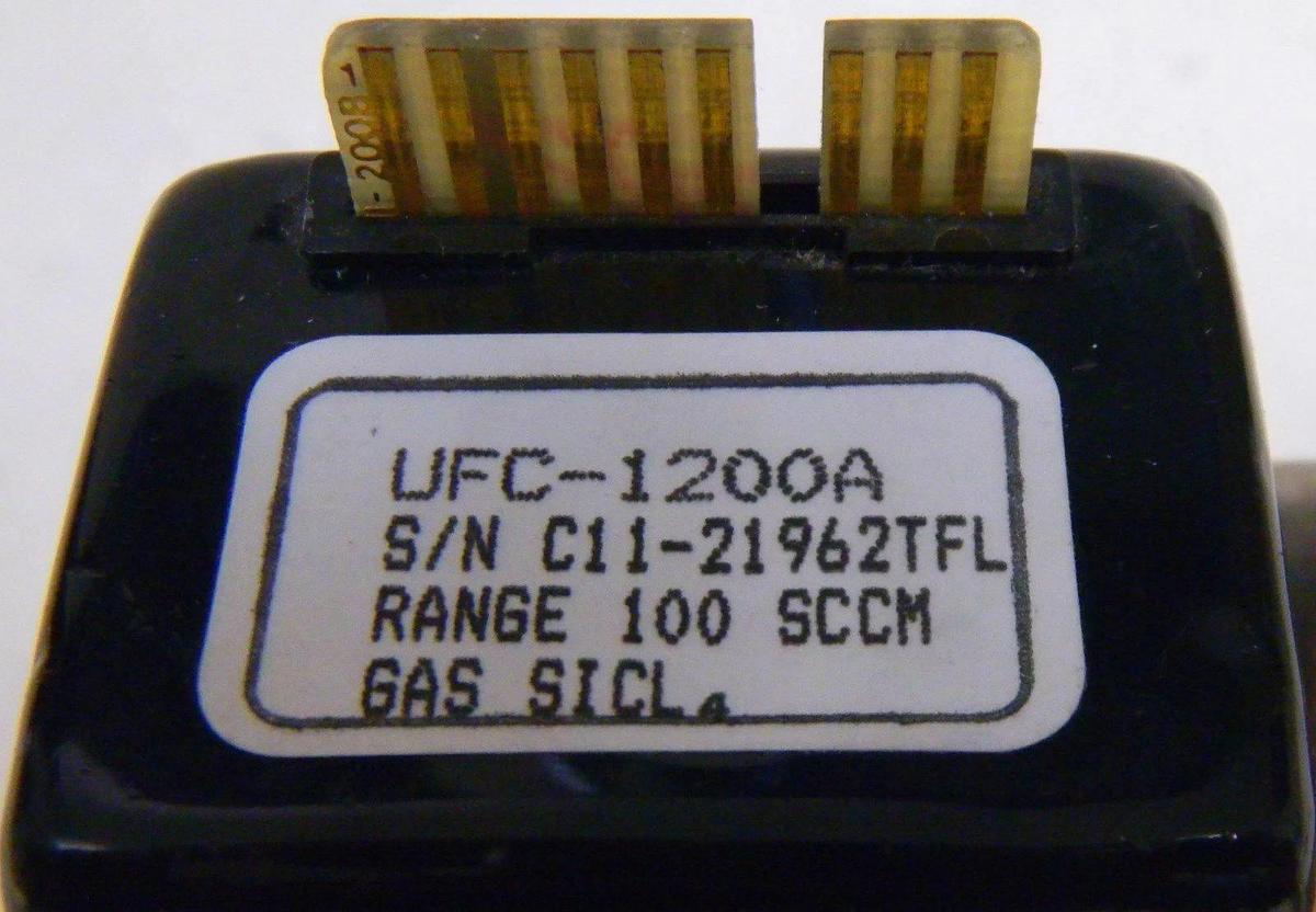 Used Unit UFC-1200A Mass Flow Controller, Gas- SICL4, Range- 100 SCCM, 1/4" M I/O VCR