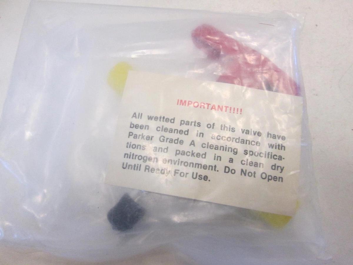 Parker, 4V4V6Y B6XJ-SSP-R-1941, 3 Way Ball Valve, New