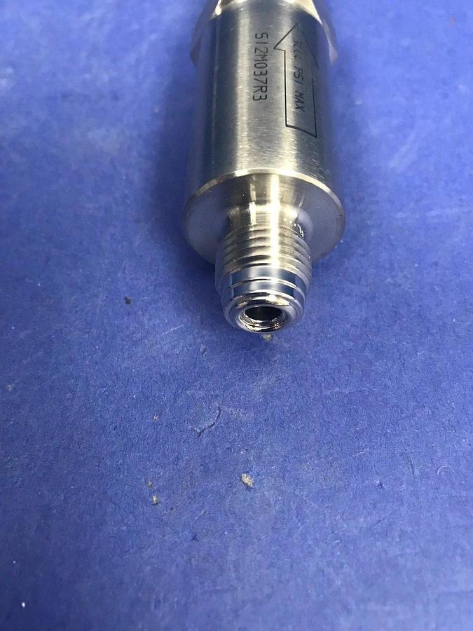 Used Millipore S12M037R3 In-Line Gas Filter , 1/4" MVCR x 1/4" FVCR, Lot of 2 Used