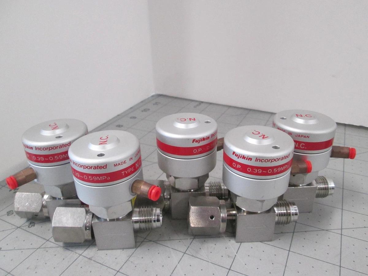 Used Fujikin, Diaphragm Valve, O.P 0.39-0.59MP, Used, Lot of 5