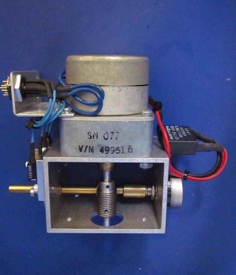 Varian 06887001 Motor Drive Control Assy w/ Airpax K86131-U4 Stepper Motor