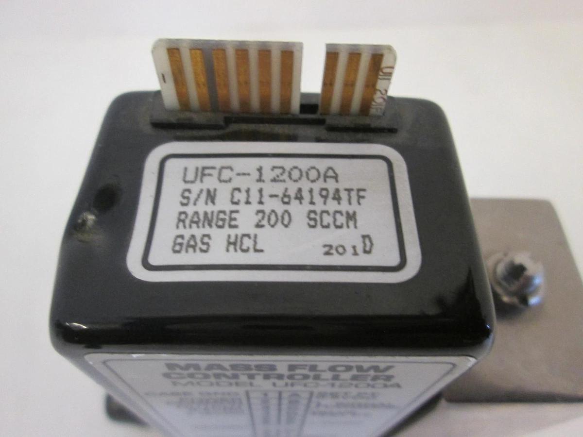 Used Unit Instruments, UFC-1200A, Mass Flow Controller, 200 SCCM, HCL, Used