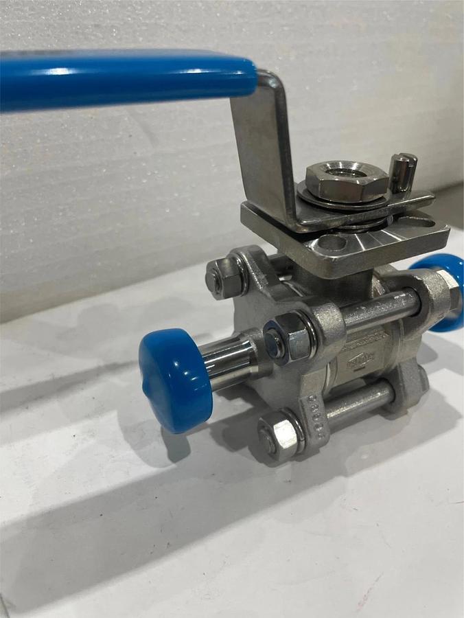 Used Dixon, 1/2"-C8M 1000WOG, Ball Valve, Clamp, Used