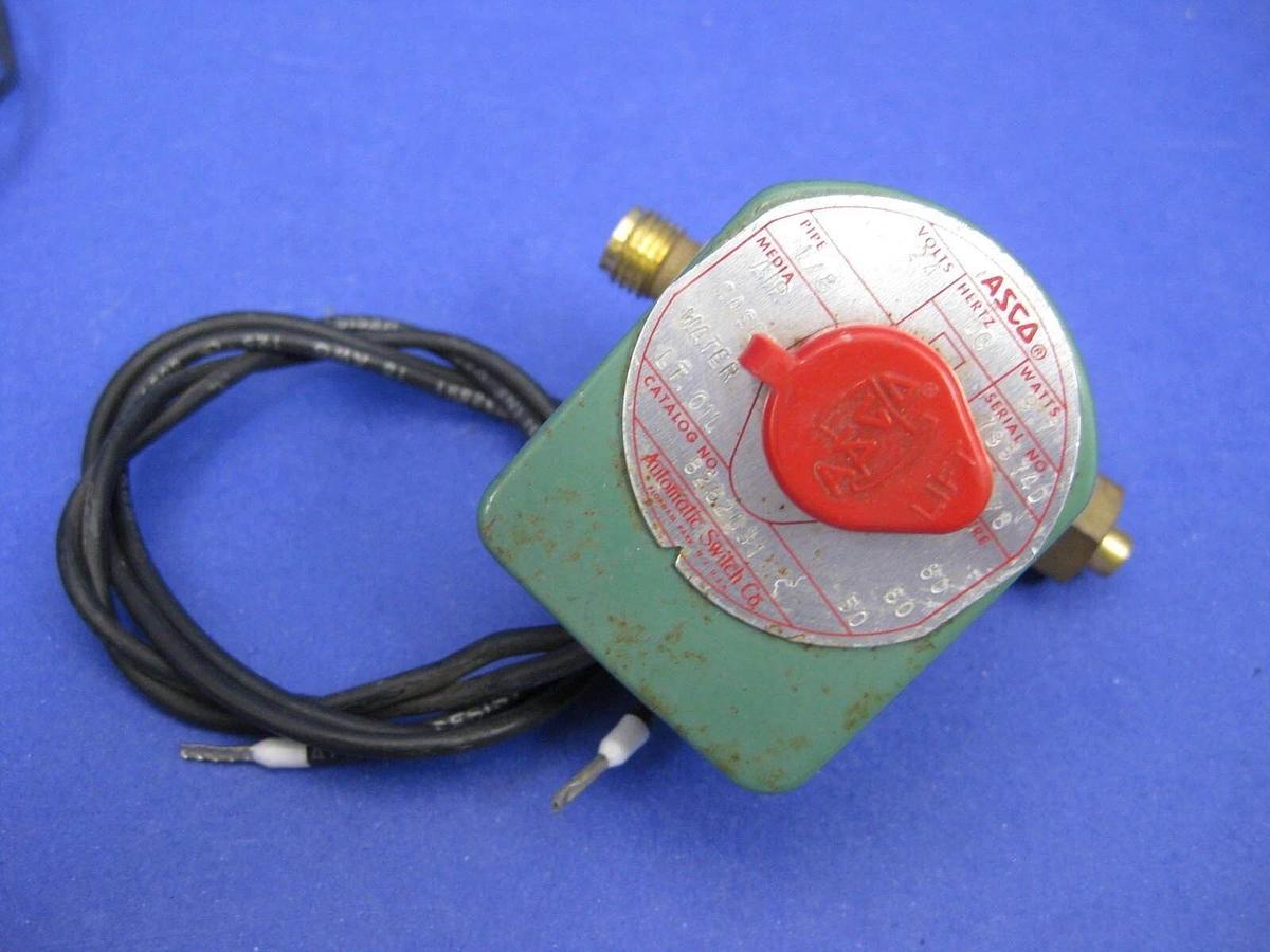 Used Asco 8262C31 Red Hat Solenoid Valve, 1/8", 24 VDC, 50/60/80 psi, Used