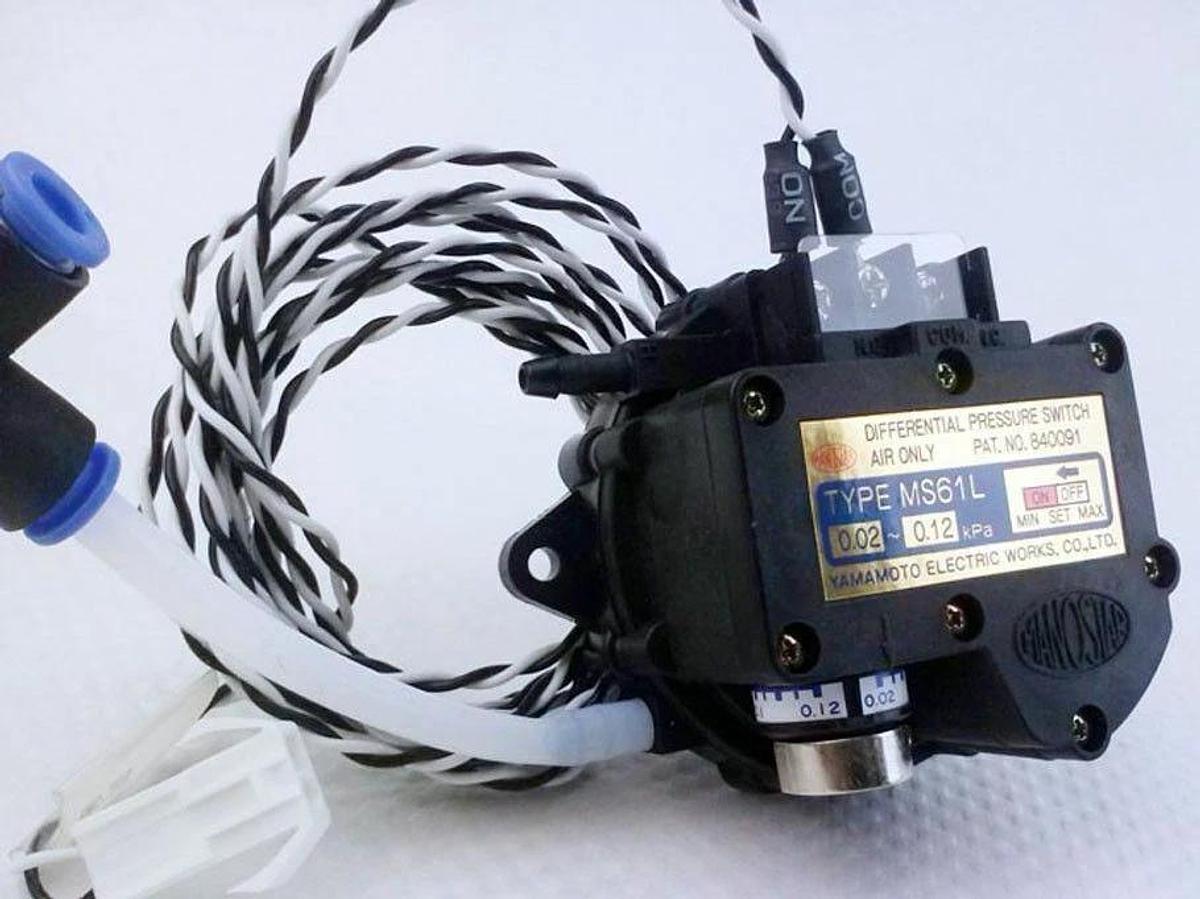 Used Yamamoto MS61L .02 - .12 kPa, Differential Pressure Switch , Used - LOT of 3