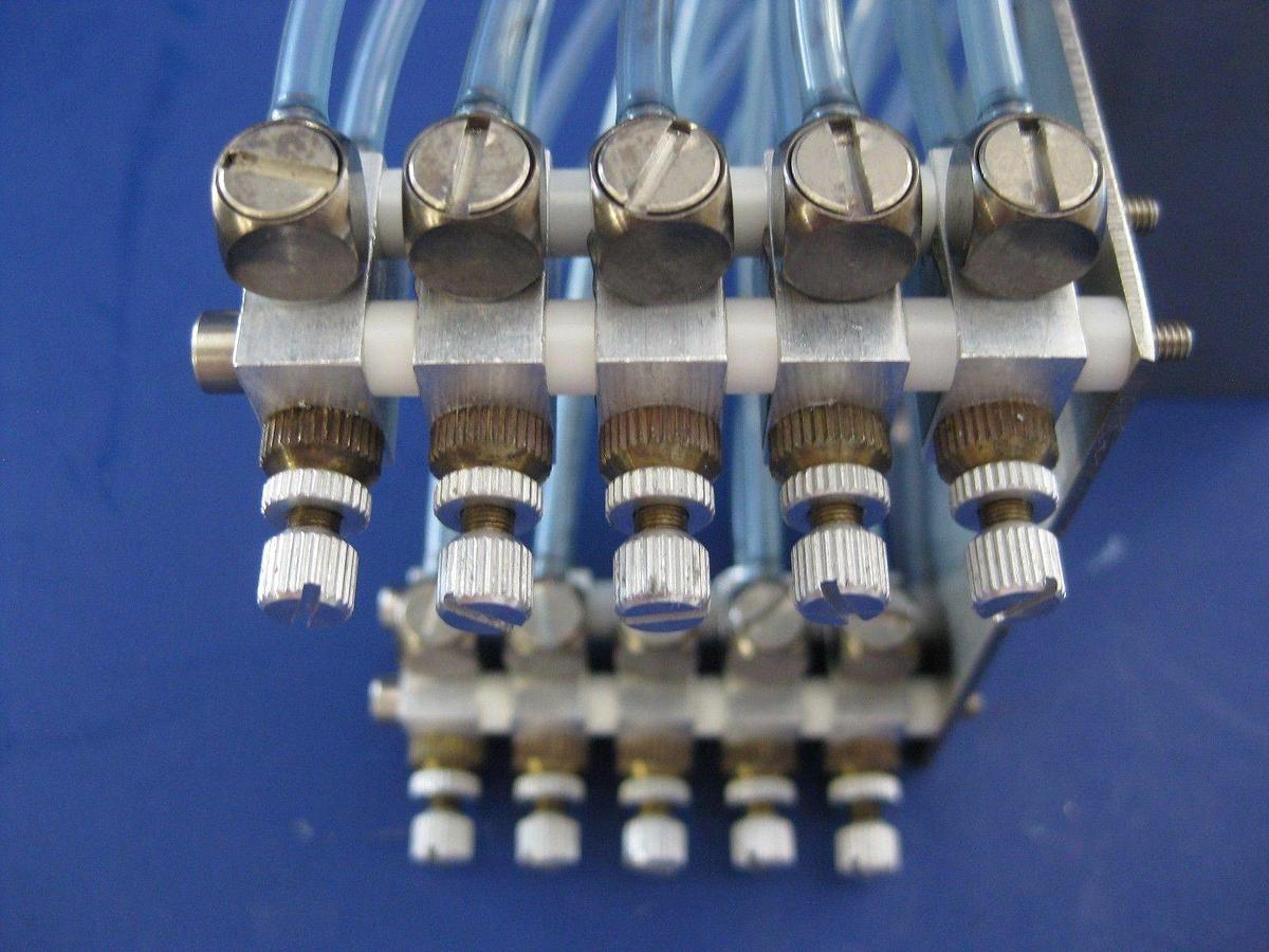 Kuroda SPE-H Flow Control Valve Assembly with 10 Elbow Valves, Used