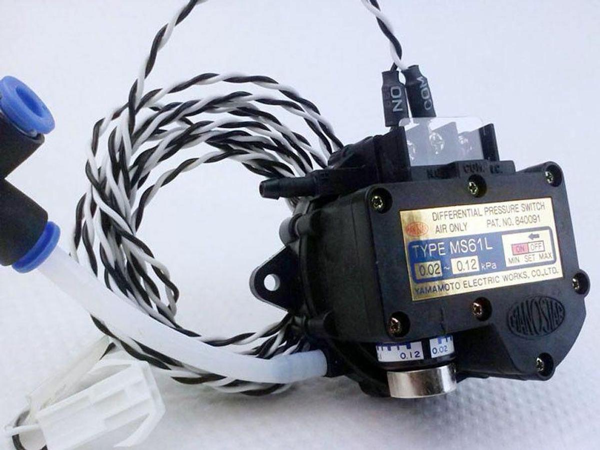 Used Yamamoto MS61L .02 - .12 kPa, Differential Pressure Switch , Used - LOT of 3