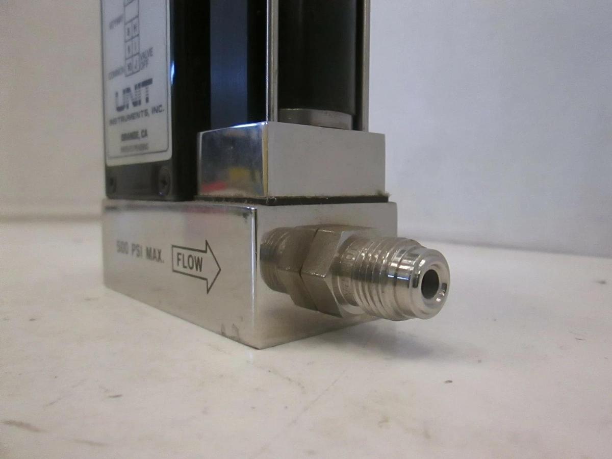 Used Unit UFC-1000 Mass Flow Controller 20%PH3/SiH4, O2, 300 SCCM, Refurb