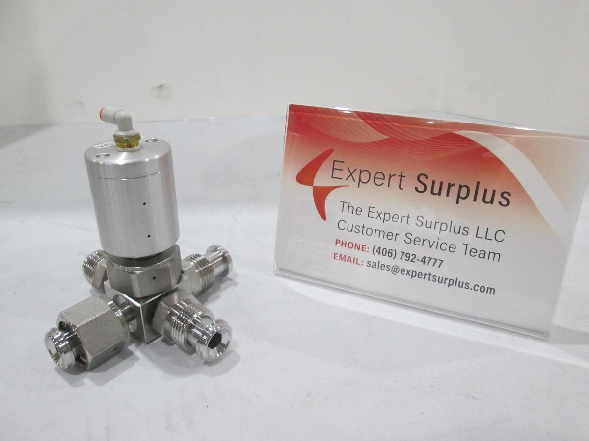 Used Swagelok, 6LV-DFD7778P1-C, 4 Way Manual Diaphragm Valve, Used
