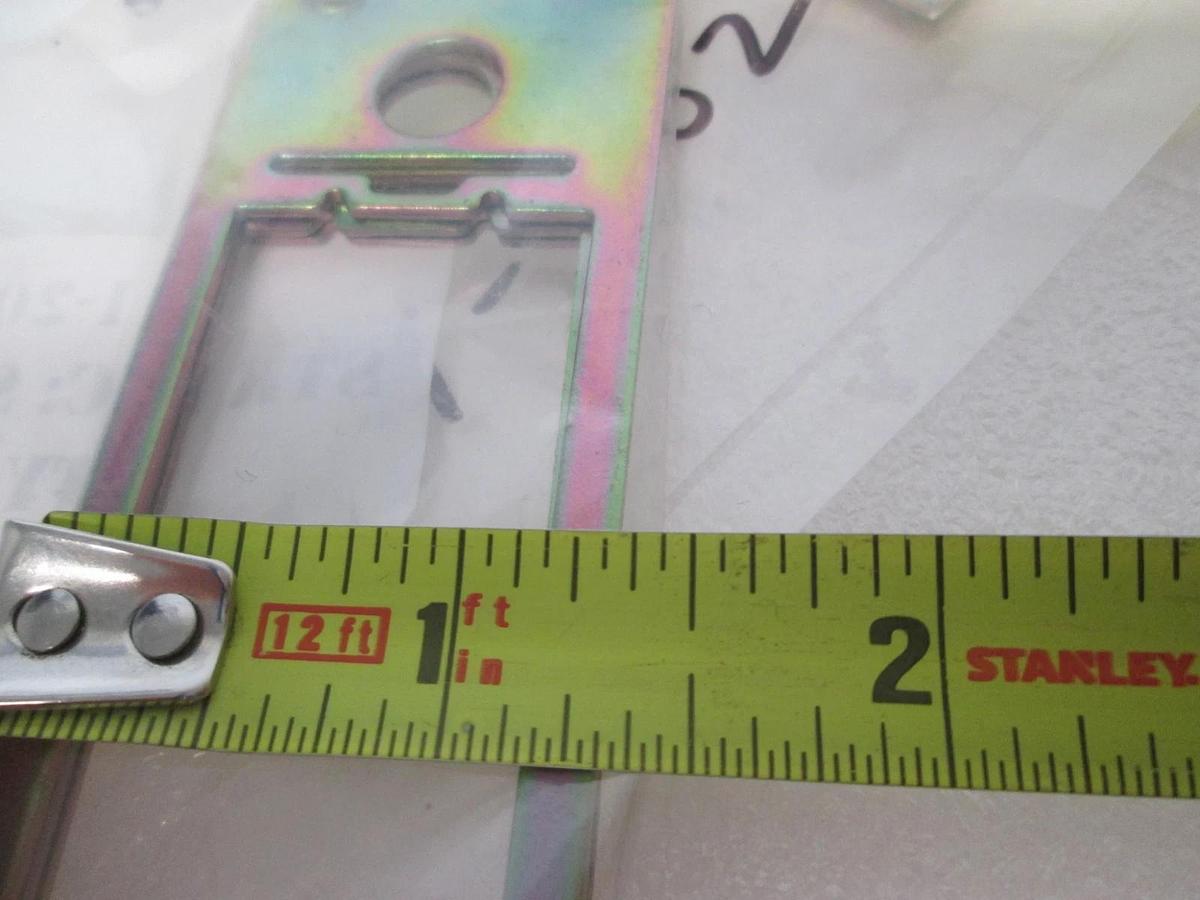 Face Mounting Plate, 111-202, New, Lot of 17