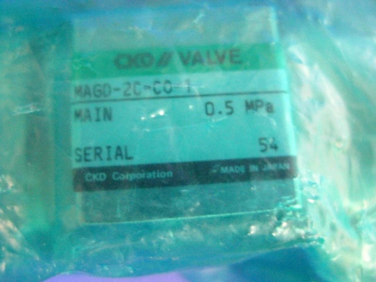 CKD MAGD-2C-C0-1 Pneumatic Valve Manifold Assy, N/C & N/O, 1/4" FVCR, New