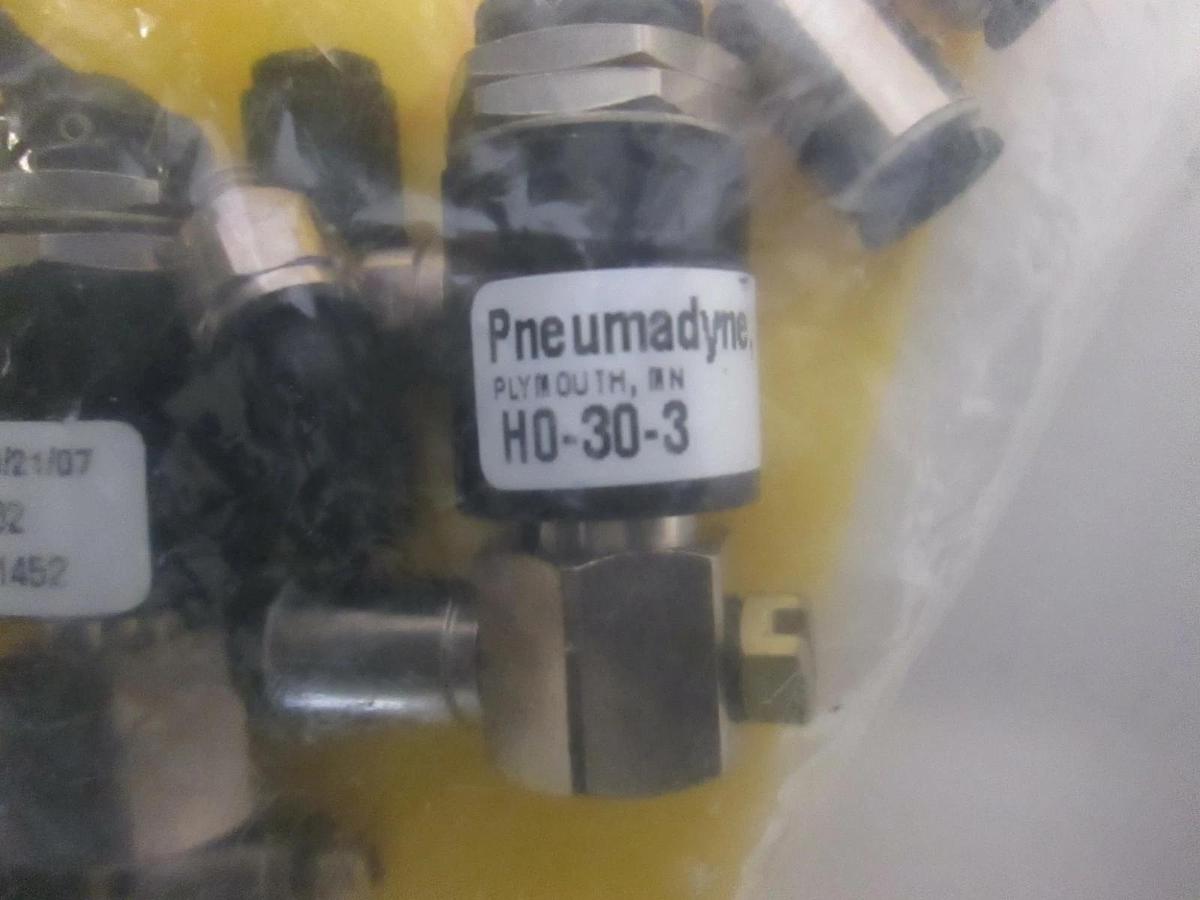 Used Pneumadyne, Toggle Valve, H0-30-3, Used, Lot of 2