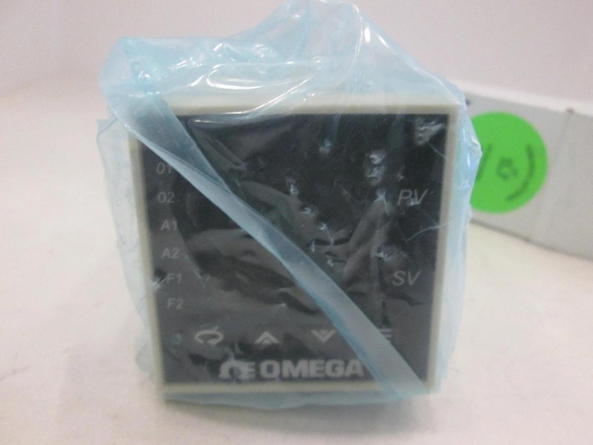 Omega, Model CN8502TC-DC1-DC2, Temperature Controller, New