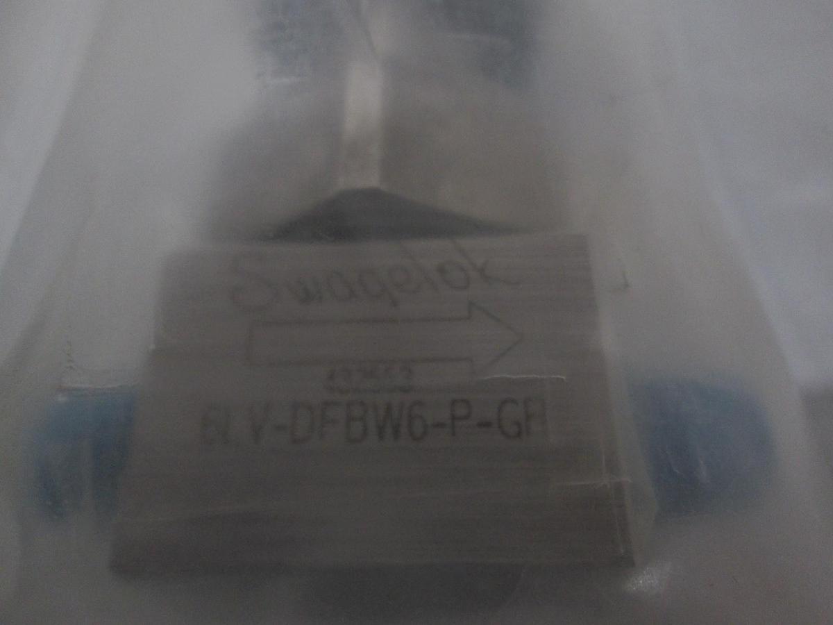 Used Swagelok, 6LV-DFBW6-P-GR, Valve, New