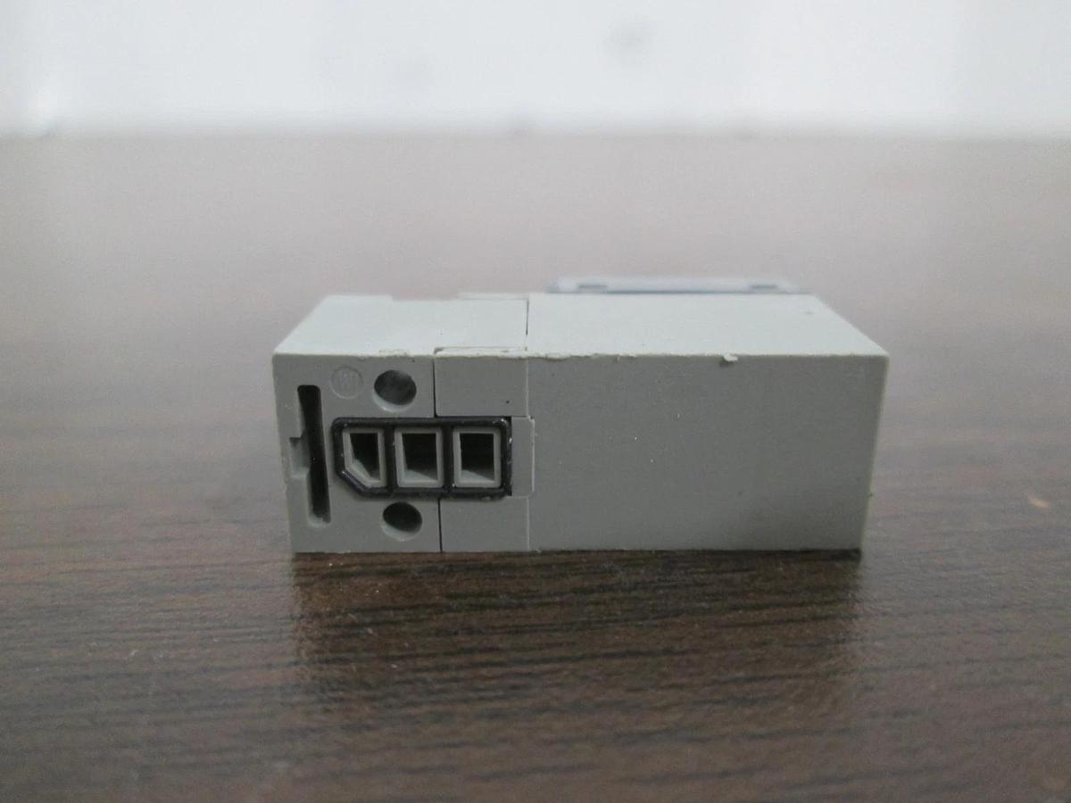 Used SMC, SY124-5LOZ, Solenoid Valve, 0.7MPa, Used