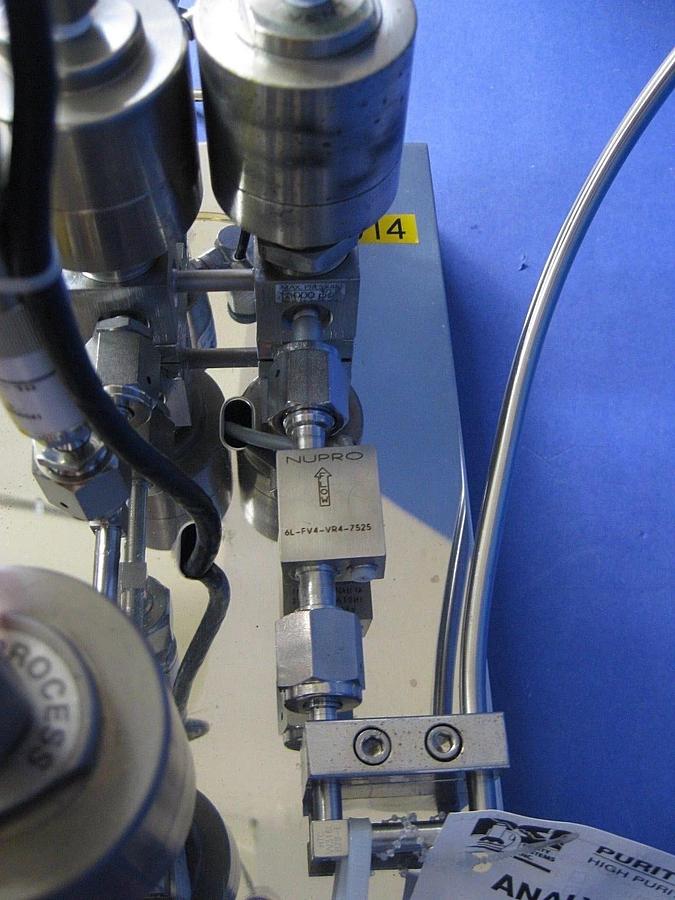 Used Praxair SilPac UP6 Gas Pane, HCL, Refurbished