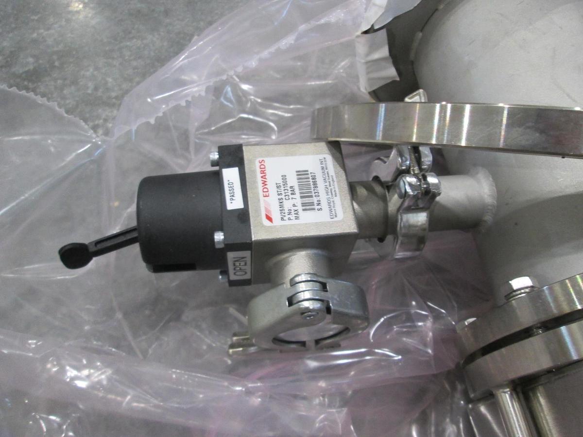 Used Edwards, Gate Valve GVI100P Assy w/ PV25MKS High Vacuum Int, Used