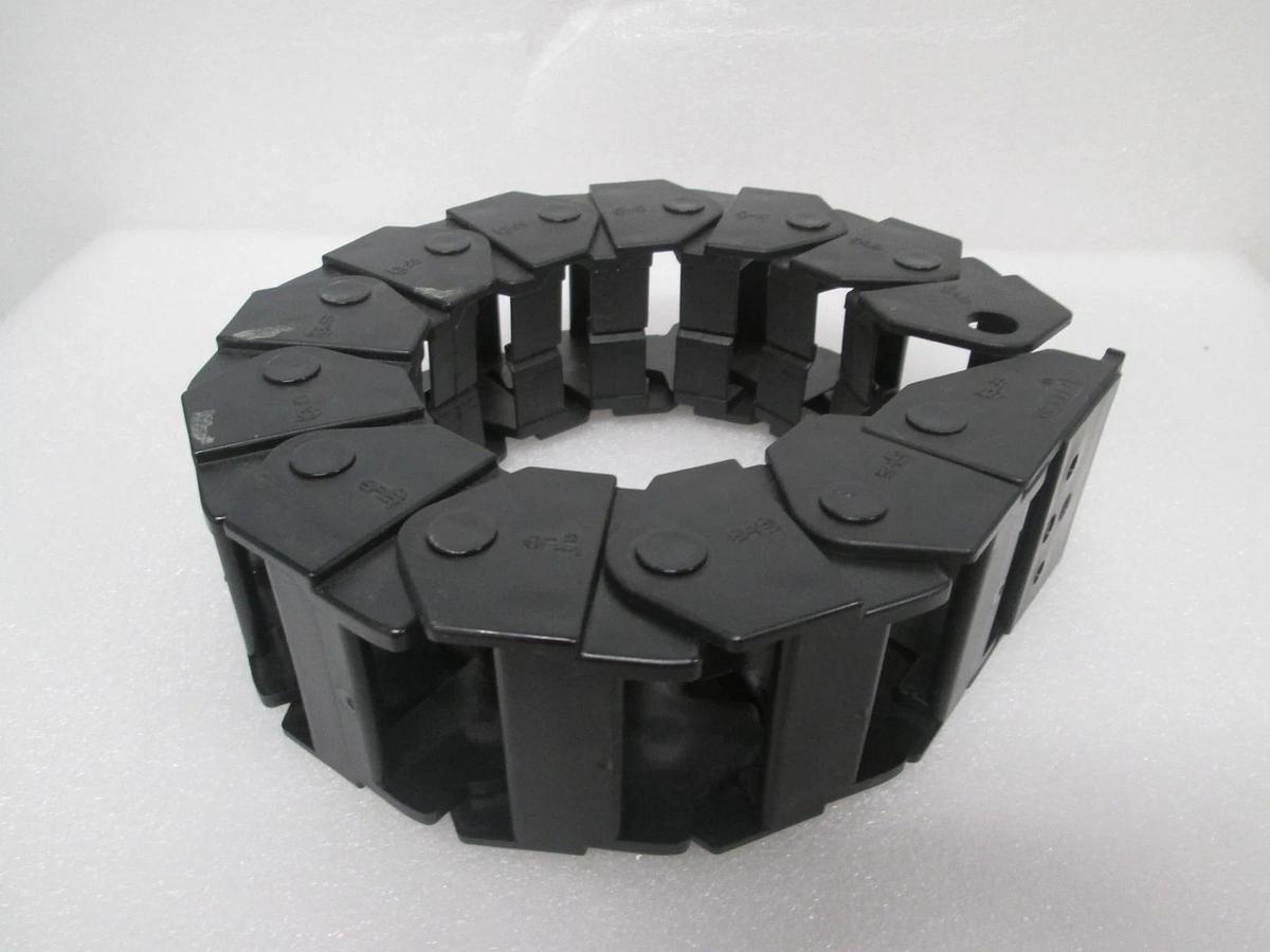 Used Igus, Z16.3.060 (12 Pieces), 117.3.1PZ (1 Piece), Energy Chain System, Used