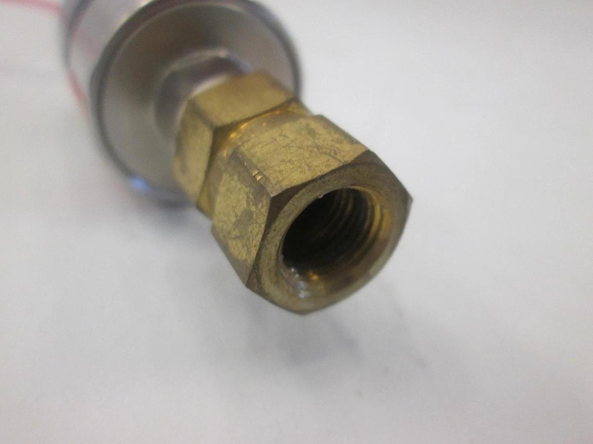 Used Wasco Inc., 250-21L2B-X/8013, Pressure Switch, 4000 PSI, Used