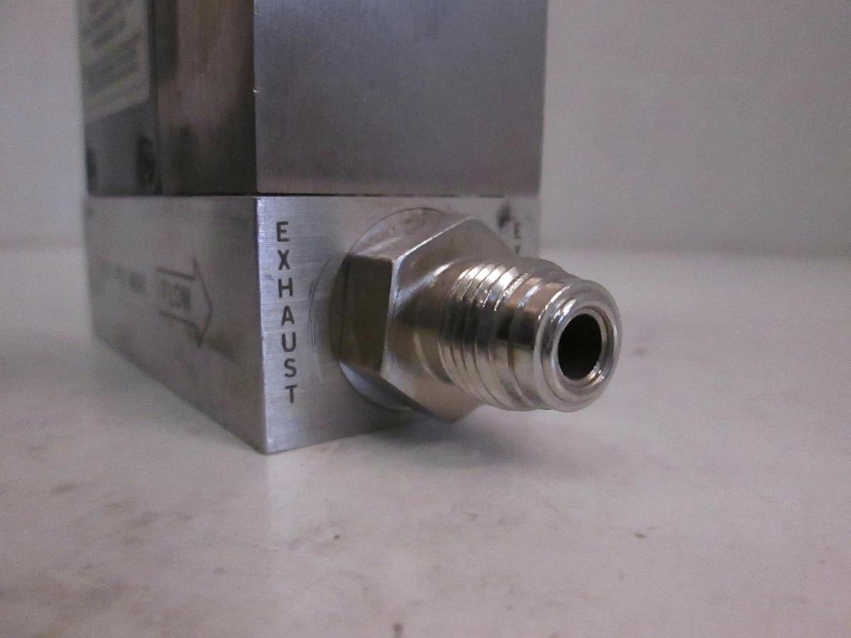 Used Unit UFC-1020 Mass Flow Controller MFC, CHF3, 50 SCCM