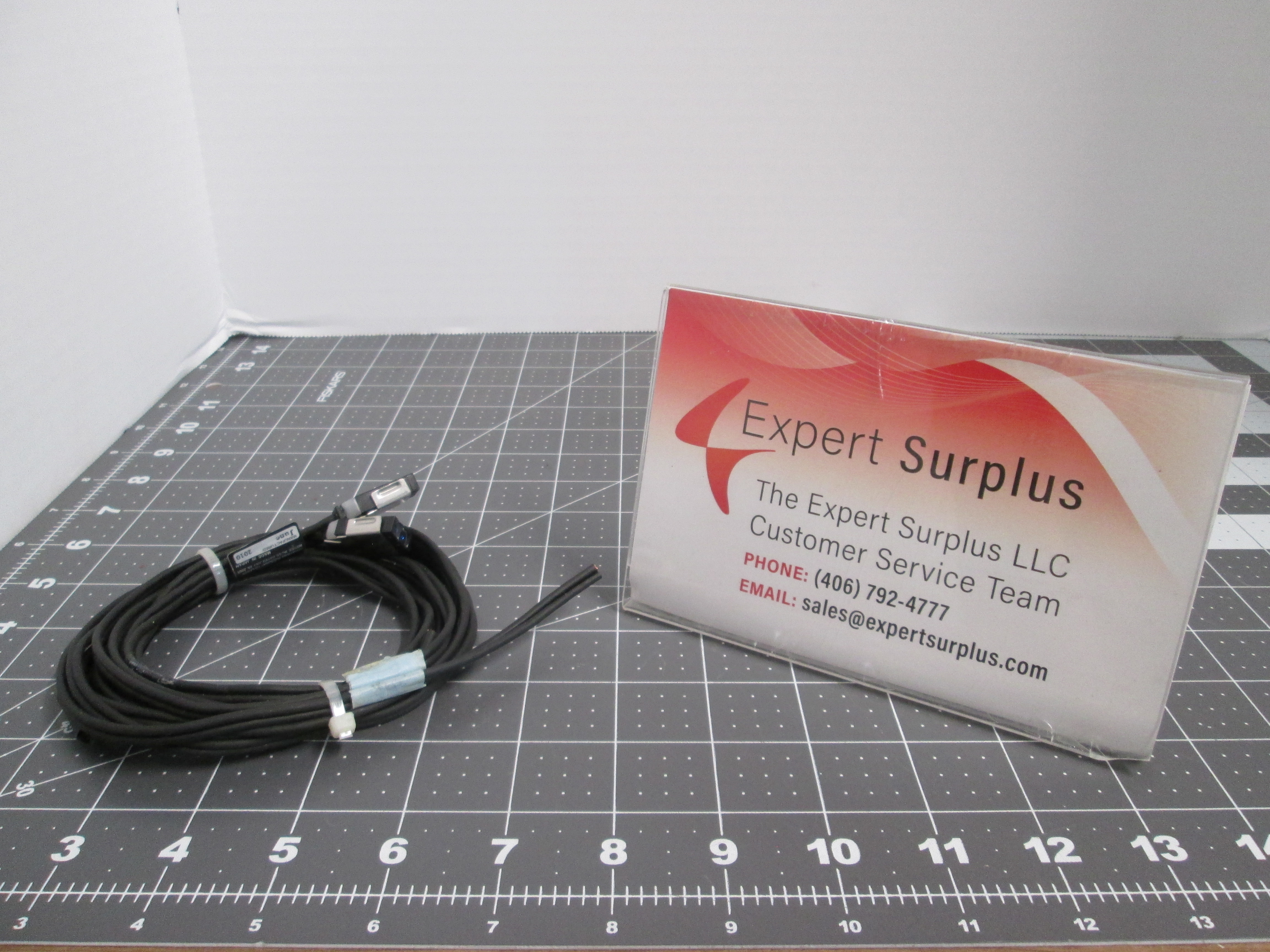 Used Lot of 2 Keyence LV-S41 Small Spot Reflective Laser Sensor Heads