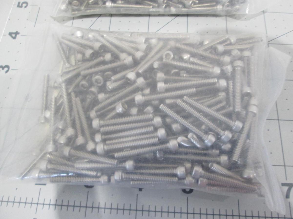 Esco/Aimsystem, Screw, Hex SKT CAP, 6-32X1LSS, New, Lot of 500