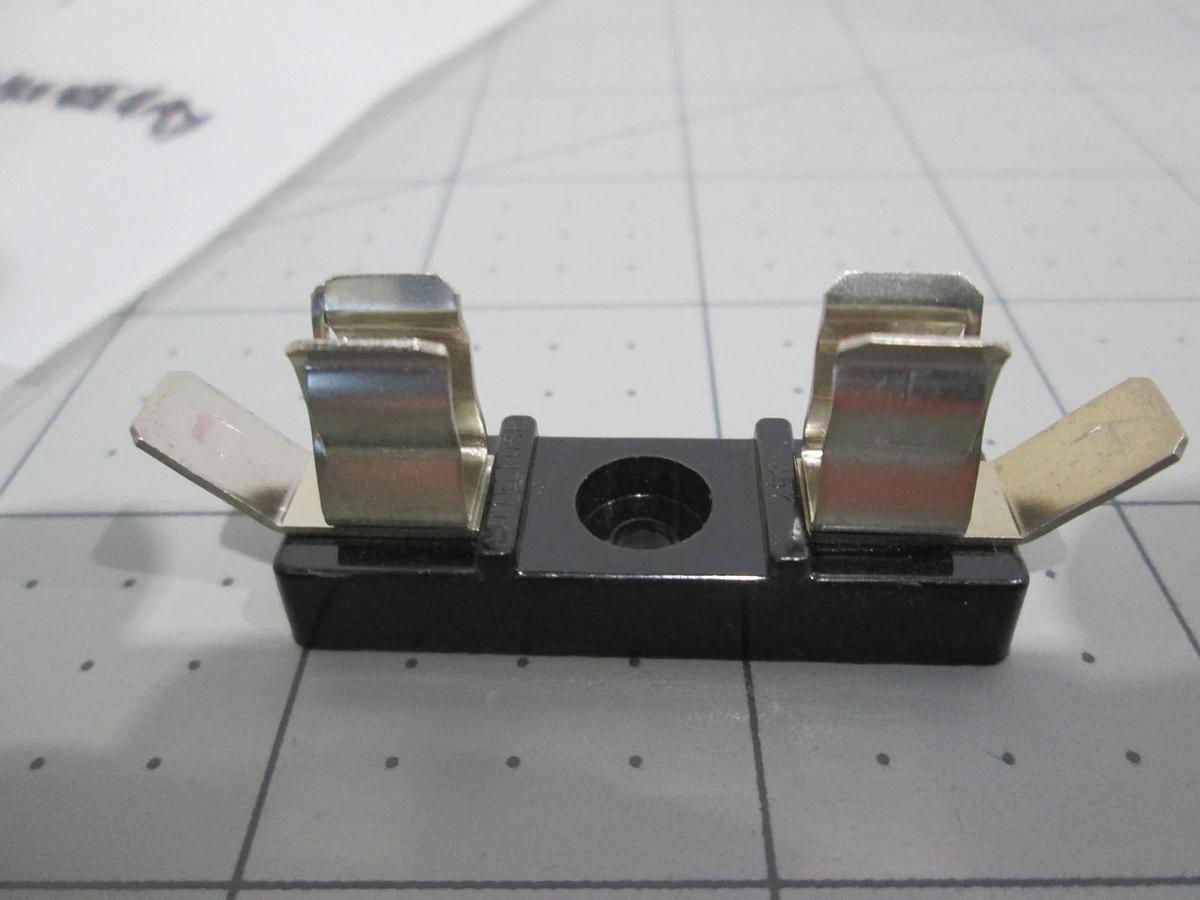 Littelfuse, Single Chassis Mount Fuse Holder, Series 357, New, Lot of 4