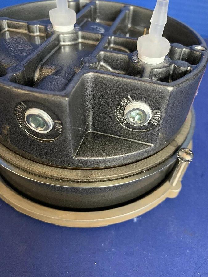Used Dwyer 3000MR Photohelic Gauge 0 to 0.5" / 0-125 Pascals, Used