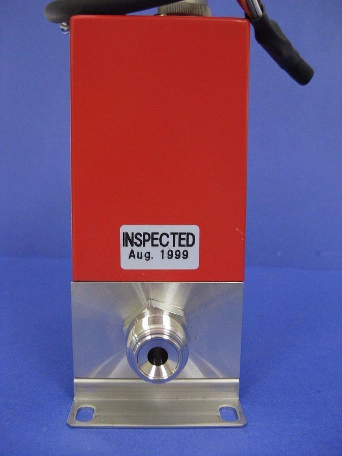 Used Stec SEC-600 Mass Flow Controller  200 SLM, N2, 1/2" Male VCR,  Used