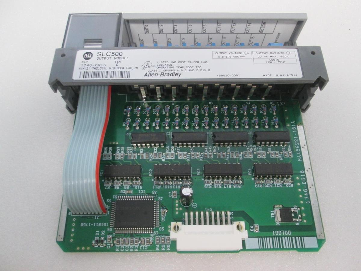 Allen Bradley, 1746-OG16, Input Module, Digital I/O Module, SLC500, New