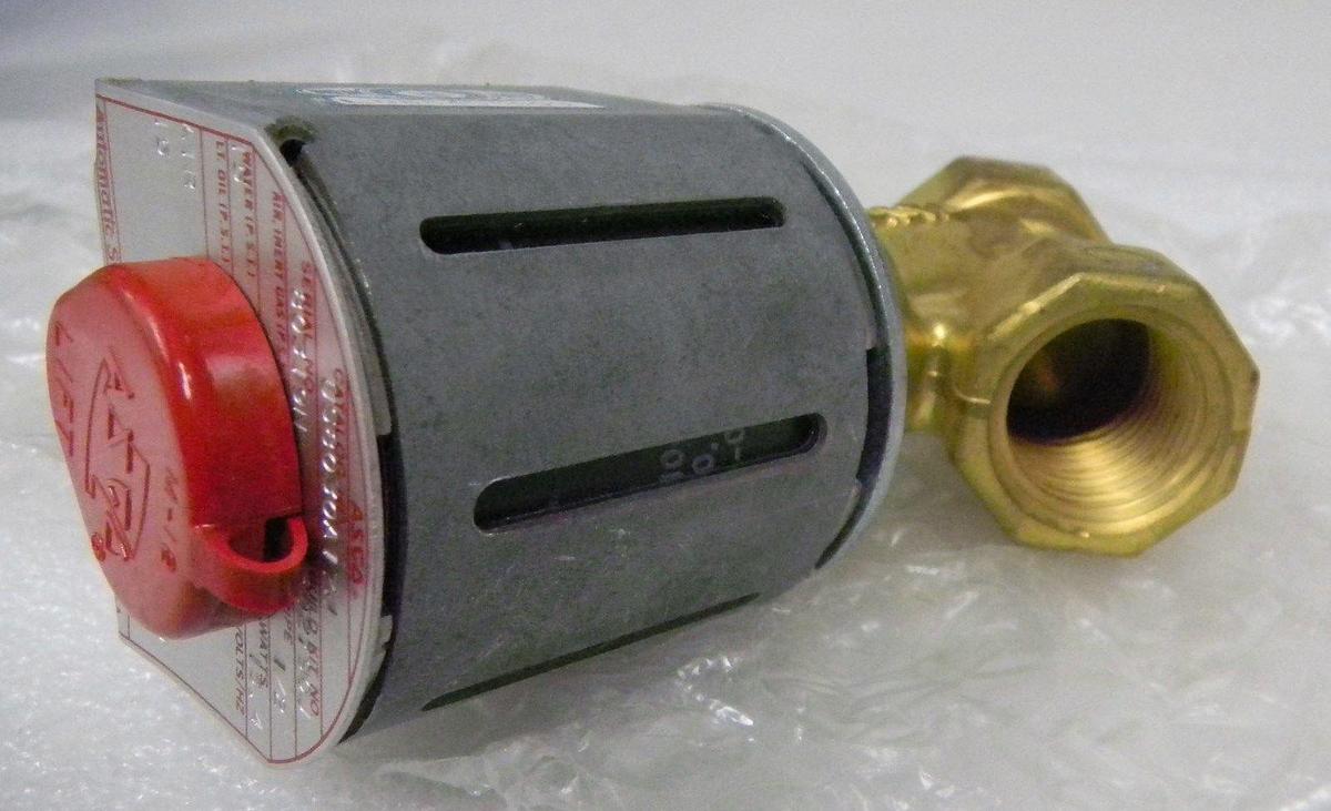 Used Asco red hat US8030A17J Valve, 15.4 W, 1/2" Pipe, 120/60 Hz, NEW