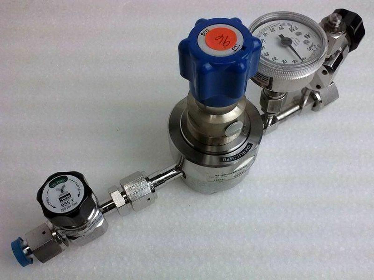 Used High Purity Gas Stick Assy, Veriflo SQ Regulator, 955I Valves & Gauge,