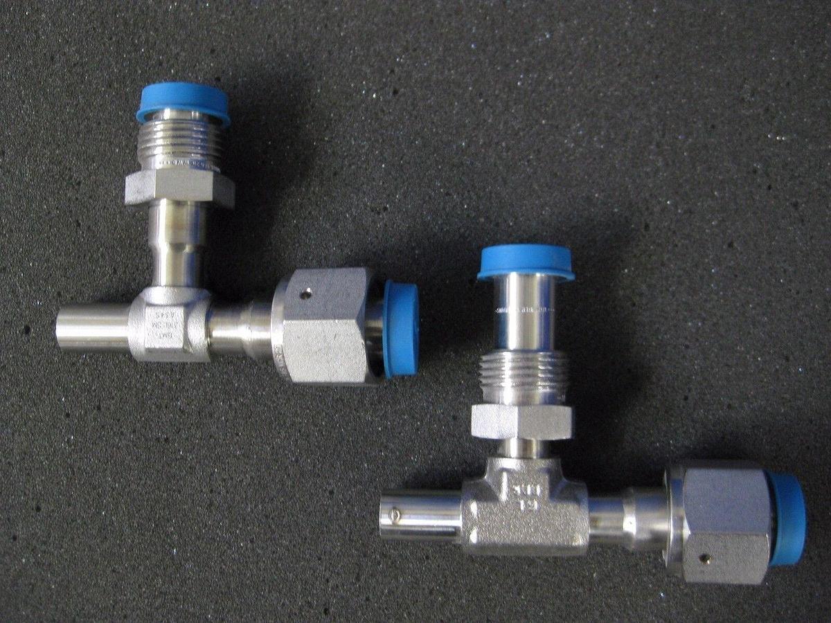 Used Swagelok TEE Assy, 1/2" MVCR x 1/2" FVCR x 1/2" Tube Buttweld, Lot of 2