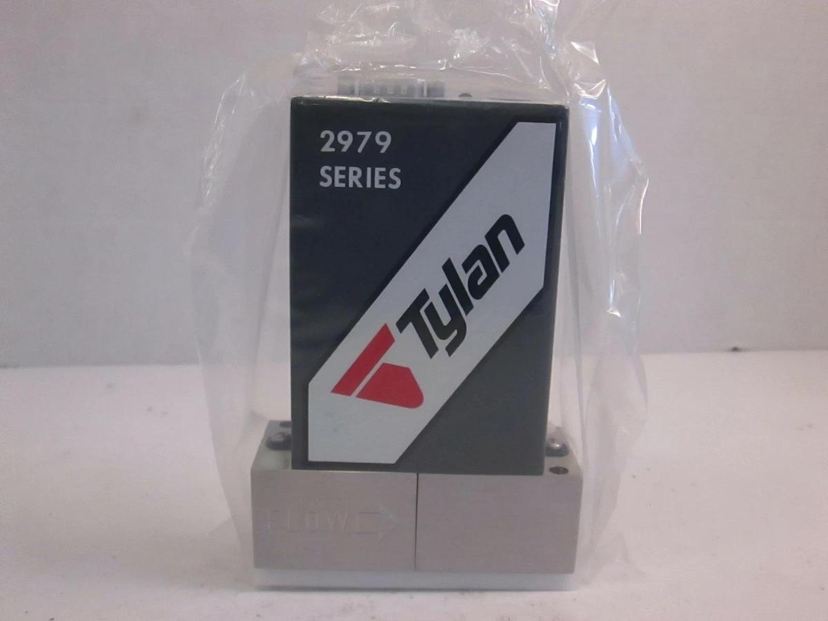 Used Tylan DFC-2979MEP5, MFC Mass Flow Controller 200 SCCM, CF4