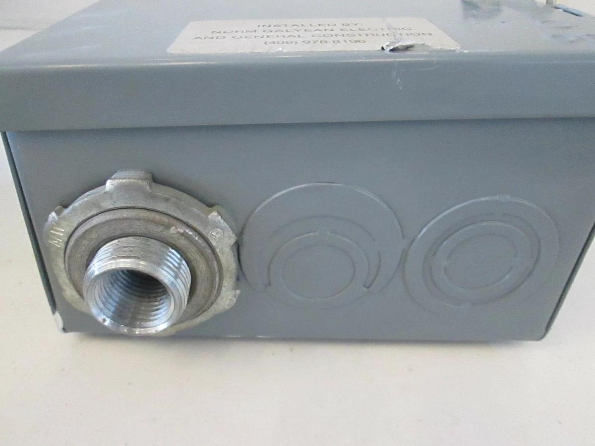 Used Square D Safety Switch DU321 Series E2, 30Amp, 240 VAC, Used
