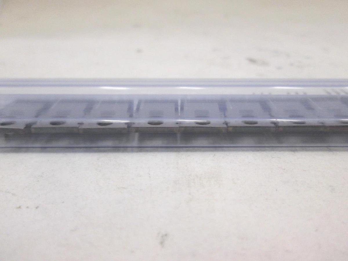 IRF9530, MOSFET Transistor, P-Channel, New, Lot of 9
