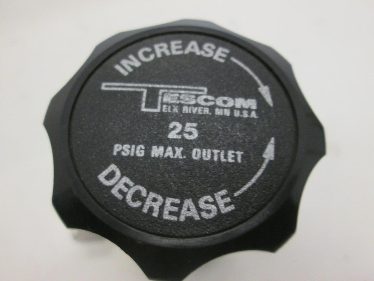 Tescom, 44-226X-R92-008, Pressure Regulator, 400 PSI, New