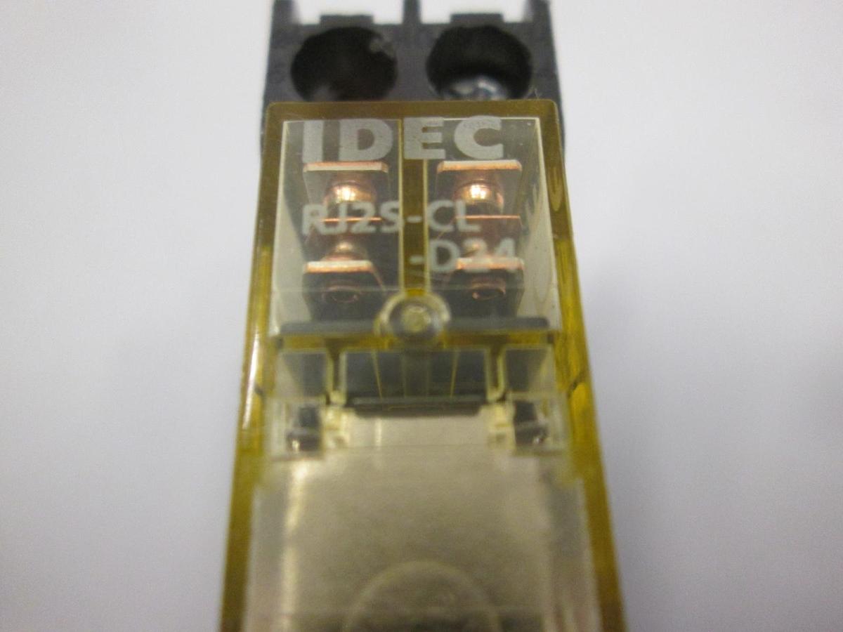 Used IDEC, RJ2S-CL-D24 Relay w/ SJ2S-07L Relay Socket, Used