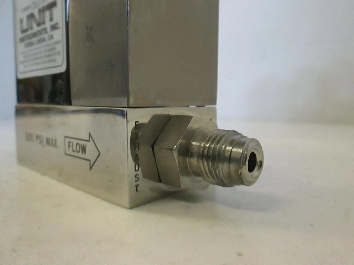 Used Unit UFC-1110A, Mass Flow Controller MFC, N2, 10 SLPM, Used