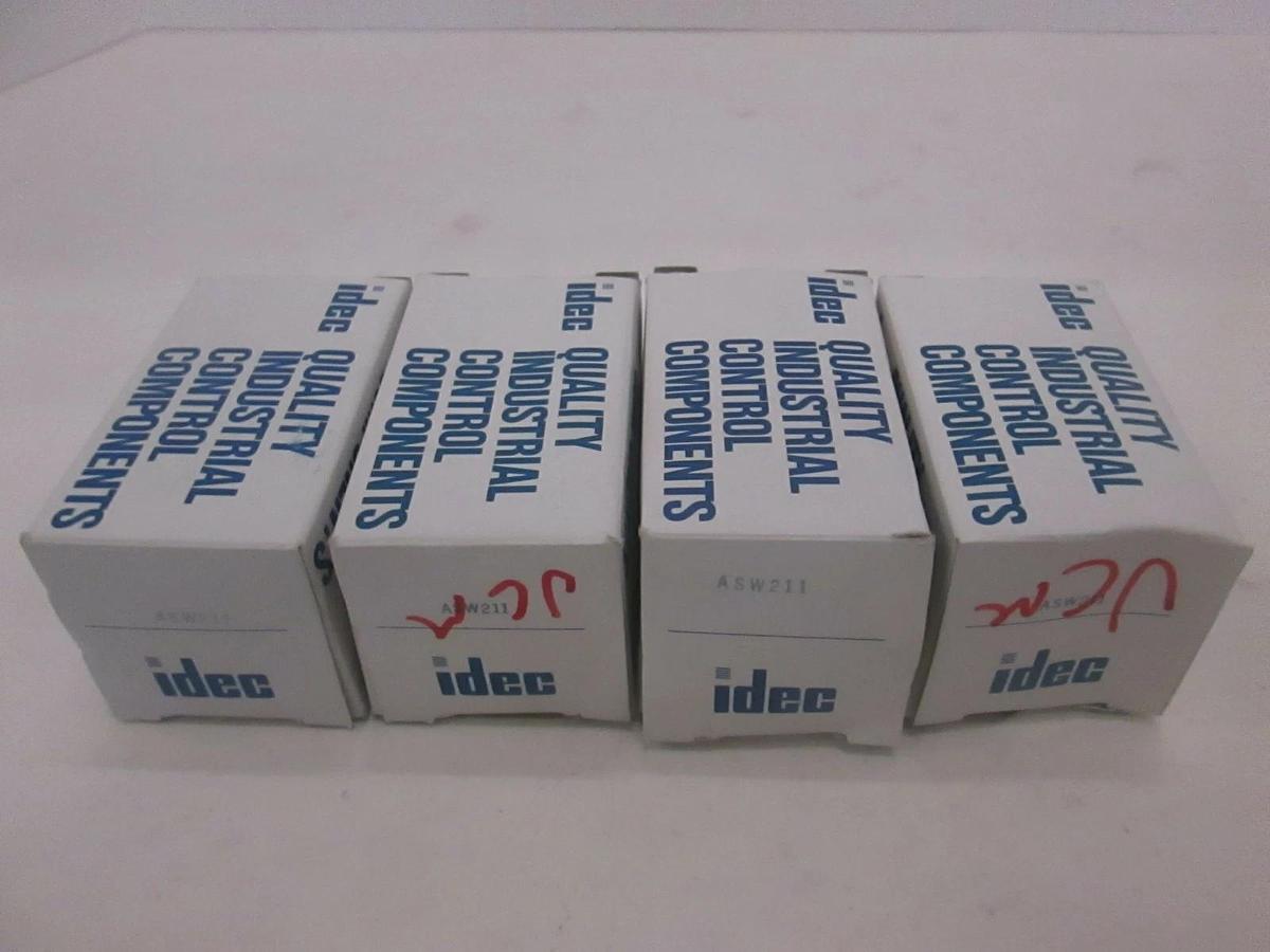 Idec, Selector Switch, ASW211, New, Lot of 4
