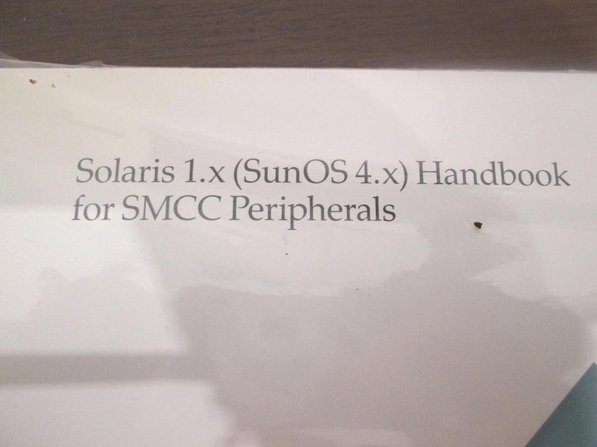 Used Sun, Solaris 1.x (SunOS 4.x) Handbook for SMCC Peripherals, 825-1651-05, New