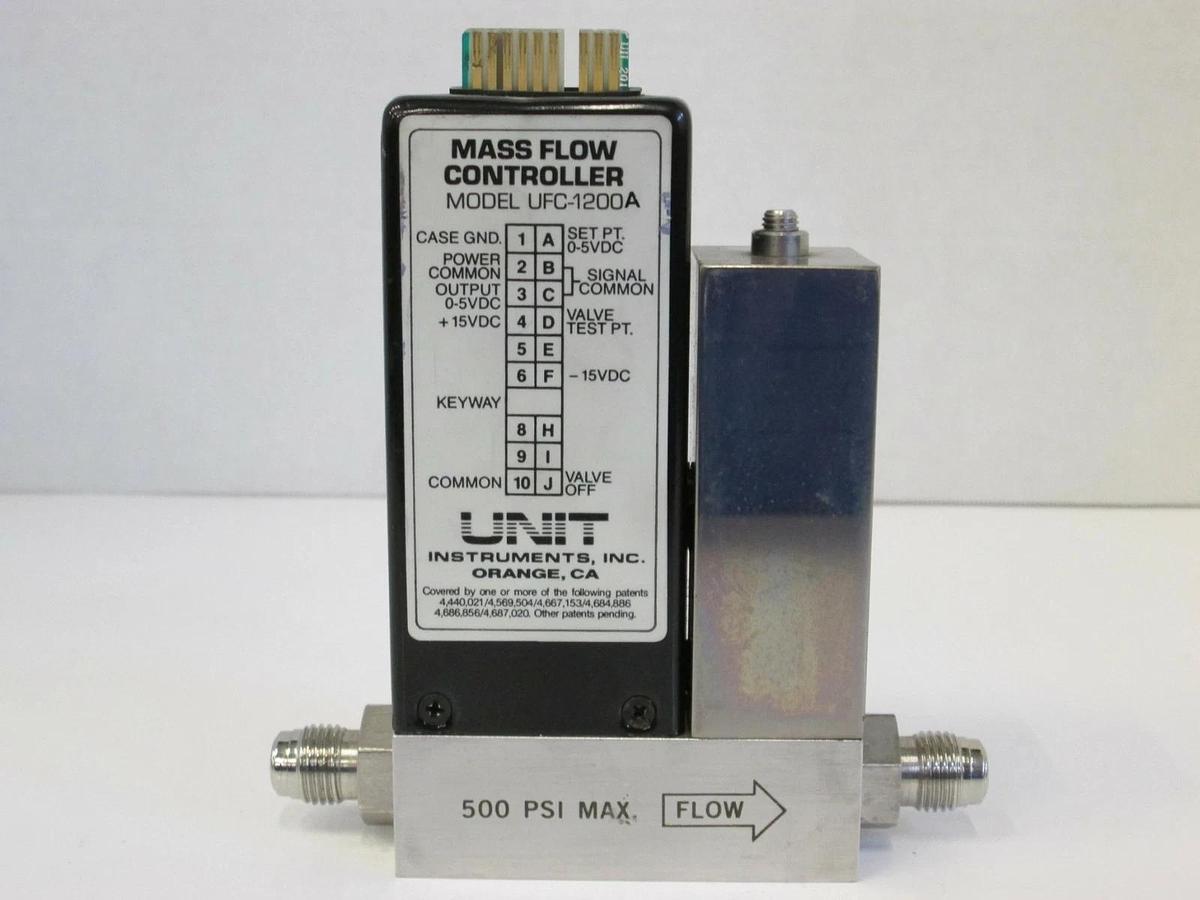 Used Unit UFC-1200A Mass Flow Controller MFC, NH3, 500 SCCM, 1/4" Male