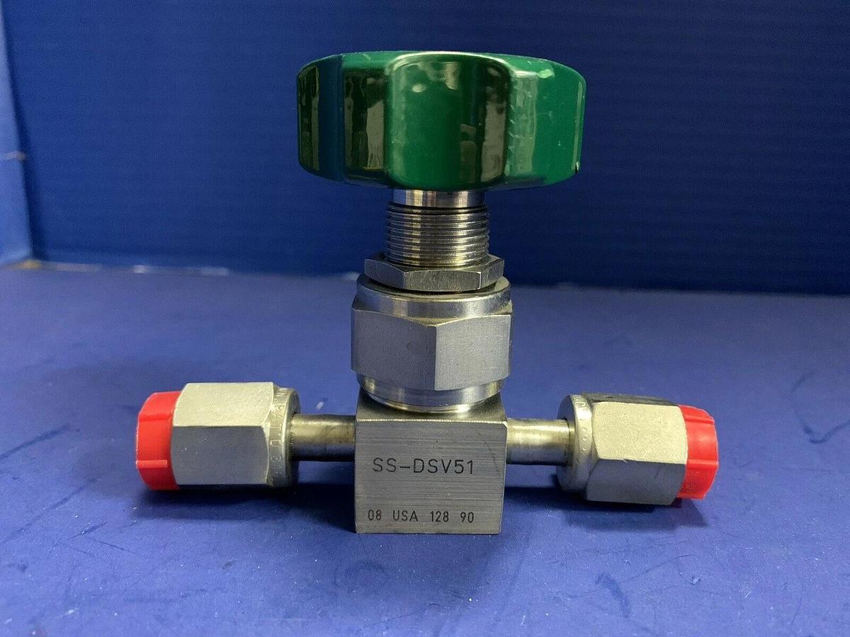 Used Nupro SS-DSV51 Manual Valve, 1/4" FVCR/FVCR, Used