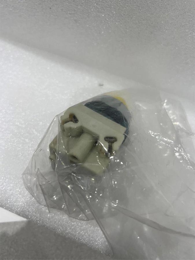 Used Square D, Class 9001, type KM35, 24-28V Switch, Used